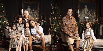 8 Potret Ruben Onsu Curhat Soal Pemotretan Bareng Anak-Anak, Netizen Lagi-Lagi Salah Fokus pada Thania yang Bak Boneka - Kompak Pakai Outfit Branded