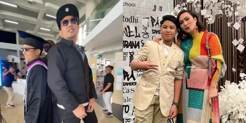 8 Potret Wisuda Putra Pertama Rio Febrian dan Sabria Kono di Jogja, Dress Sang Ibu Dapat Pujian