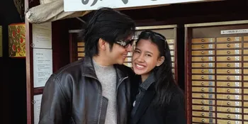 Angga Yunanda Liburan ke Jepang Bareng Shenina Cinnamon, Beli Baju Bayi