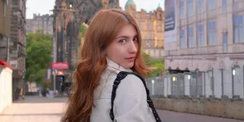 Anjing Kesayangan Cassandra Lee Mati, 15 Tahun Bersama