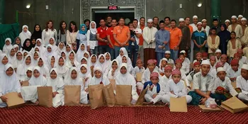 Bersama Club Mobil Sport, Yeyen Lidya Beri Santunan Puluhan Juta