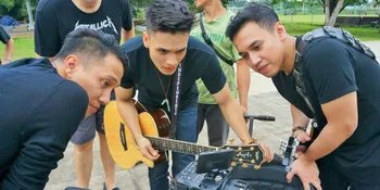 BTS 'Kisah Yang Sempurna', RVN Asyik Beraksi Dengan Gaya Kece