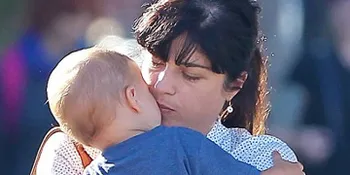Dada Selma Blair Diremas di Depan Umum