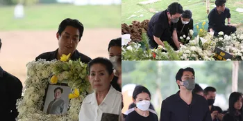 Diiringi Isak Tangis, 10 Potret Proses Pemakaman Jenazah Ayah Edric Tjandra di Sandiego Hill