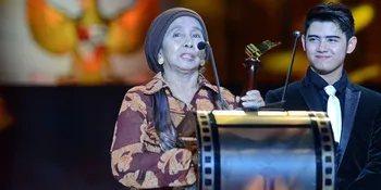 Emak Ijah Raih Aktris Terpuji di Festival Film Bandung