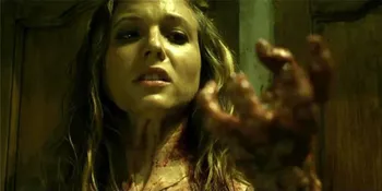 Foto Adegan Film EVIL DEAD