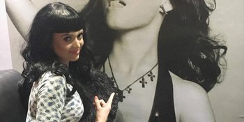 Foto: Bukan Zooey Deschanel, Ini Dia Kembaran Katy Perry