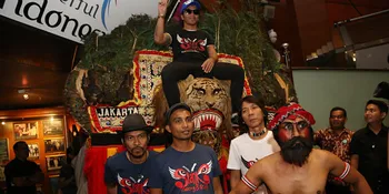 FOTO: Cinta Tanah Air, Slank Gelar Acara Reog N Roll