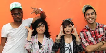 Foto Eksklusif Tangga di Kantor KapanLagi Oktober 2012