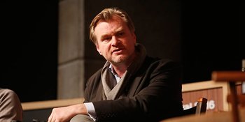 Foto-Foto Film Paling Sukses Dengan Popularitas Mendunia Buatan Christopher Nolan, Direktor Film 'The Dark Knight' Trilogi