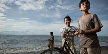 Foto-Foto RUMAH DI SERIBU OMBAK