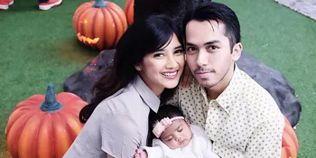 FOTO: Galeri Hangat Fita Anggraini Bersama Anak dan Suaminya