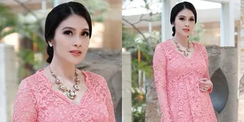 Sandra Dewi - Diperkirakan Bersalin Saat Hari Natal 