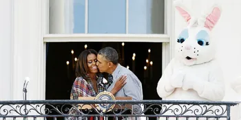 FOTO: Rayakan Paskah, Presiden Obama Selalu Ditemani Kelinci Ini