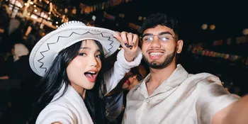 Fuji Unggah Foto Bareng Rakin Khan di Ultah Gala, Go Public?