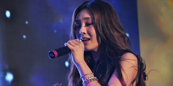 G NA Tampil di Grand Relaunch Courts Megastore Singapura