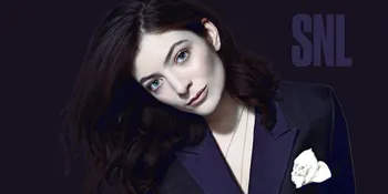 Galeri Foto Backstage Lorde Saat Tampil di SNL, Cantik dan Ceria!