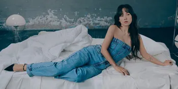 Jalani Pemotretan untuk Guess, Pesona Cantik Lee Hyori Tetap Bersinar di Usia 44 Tahun