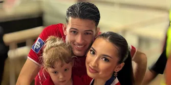 Justin Hubner Ajak Kamari Main Bola di Lapangan GBK Usai Tanding Lawan Bulgaria