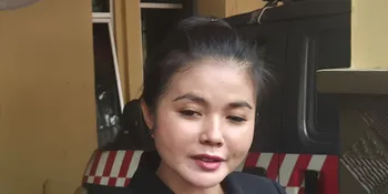 Karina Ranau Belum Berani Masak hingga Dengar Musik, Ini Cara Kenang Epy Kusnandar