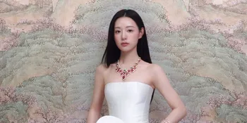 Kim Ji Won Tampil Elegan Hiasi Sampul Marie Claire Korea dengan Perhiasan Mewah BVLGARI
