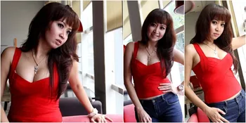 Koleksi Seksi Demitha Pelantun Lagu Bukan Diriku
