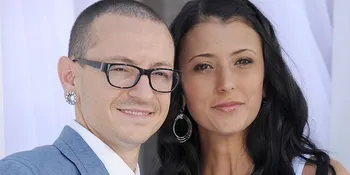 Kondisi Chester Bennington 36 Jam Sebelum Kematian, Masih Tertawa