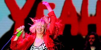 Konser Yeah Yeah Yeahs di Jakarta
