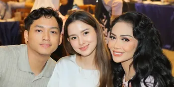 Potret Kris Dayanti Buka Puasa Keluarga, Ada Calon Mantu Sarah Menzel