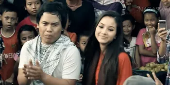 Potret Alyssa Daguise Jadi Model Video Klip 'Cari Berkah' Wali