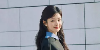 Potret Cantik Xu Ruohan di Sesi Foto dengan Prada, Visualnya Gak Ada Lawan