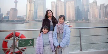 Potret Sarwendah Liburan Bareng Keluarga Besar di China, Jadi Momen Healing 