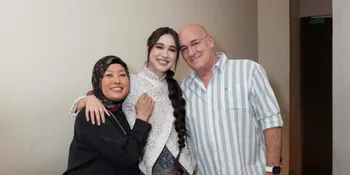 Potret Yasmin Napper Bersama Orangtuanya, Dapat Dukungan dalam Karier