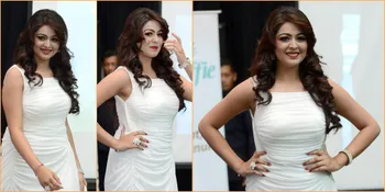 Seputih Melati, Cantiknya Shafaq Naaz Saat Sapa Fans di Indonesia