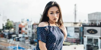 Sindir Orang Pakai Kata-Kata Kasar, Begini Gaya Cuek Kathy Indera