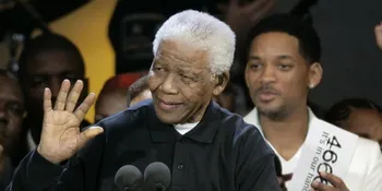 Suasana Pemakaman Nelson Mandela Yang Diliputi Nuansa Hitam