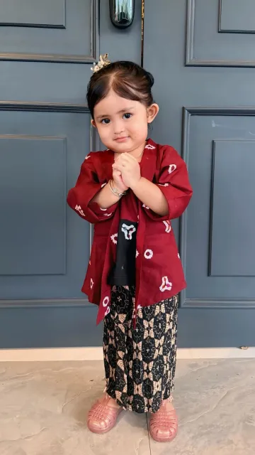 Dek Cunda Anak Denny Caknan & Bella Bonita Berkebaya di Hari Kartini, Gemas Banget!