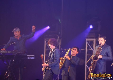 TSPO masih konsisten membawakan musik ska di atas panggung © KapanLagi.com®/Bayu Herdianto