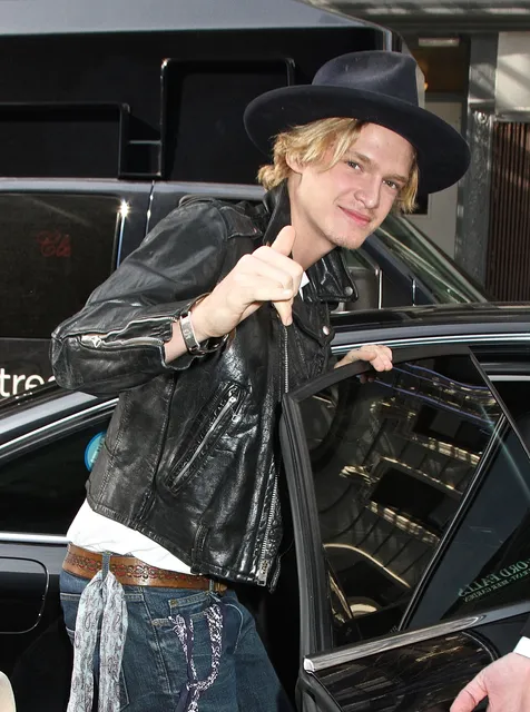 Siapa Cody Simpson?