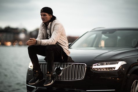 Avicii Merilis Single Baru @Splashnews.com