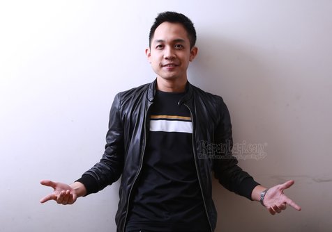 Meski keluar, Nicky Ryant terharu dengan dukungan para XOwners ©KapanLagi.com/Agus Apriyanto