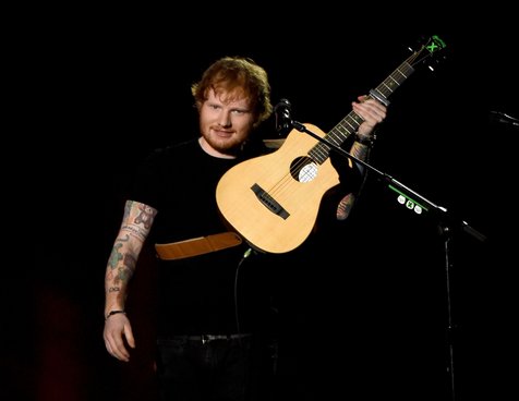 Bersama 2 single terbarunya, Ed Sheeran lampaui rekor One Direction di awal tahun 2017 © Splashnews