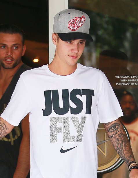 Justin Bieber ingin berduet dengan John Mayer ©fameflynet