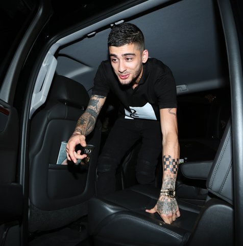 Zayn Malik dapat kata selamat dari mantan koleganya, Liam Payne ©splashnews.com