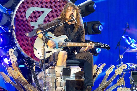 Melirik kejadian yang menimpat Dave Grohl di tahun 2015, Foo Fighters yakin ada alasan lain kenapa Justin Bieber batalkan sisa tournya © Splashnews