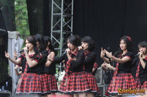 JKT48 saat tampil di Hai Day 2015 © KapanLagi.com®/Bayu Herdianto