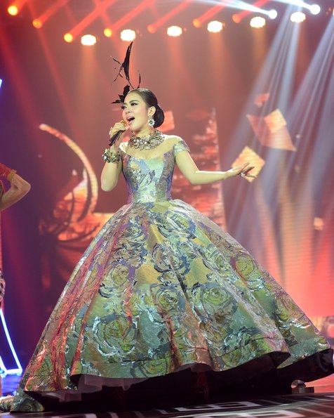 Syahrini satu panggung bareng Ashanty dan Krisdayanti di Silet Awards 2015 © KapanLagi.com®/Bambang E Ros