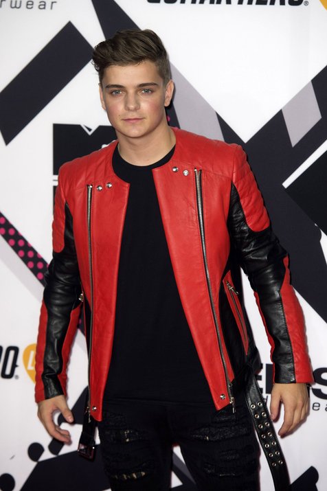 Martin Garrix dibuat para fans Justin Bieber deg-degan © KapanLagi.com/Fameflynet