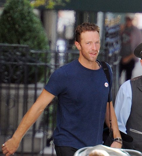 Chris Martin tidak butuh makan, melainkan rekaman terbaru Coldplay © splashnews.com