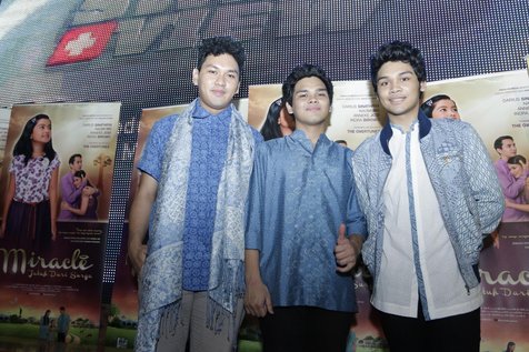 The Overtunes tak takut bawakan hits lawas © KapanLagi.com/Bayu Herdianto